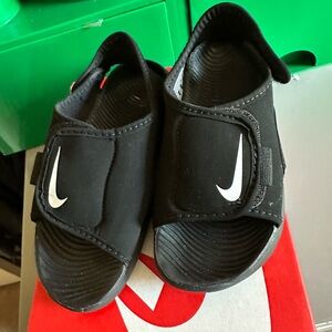 Nike sunray adjust size 12c